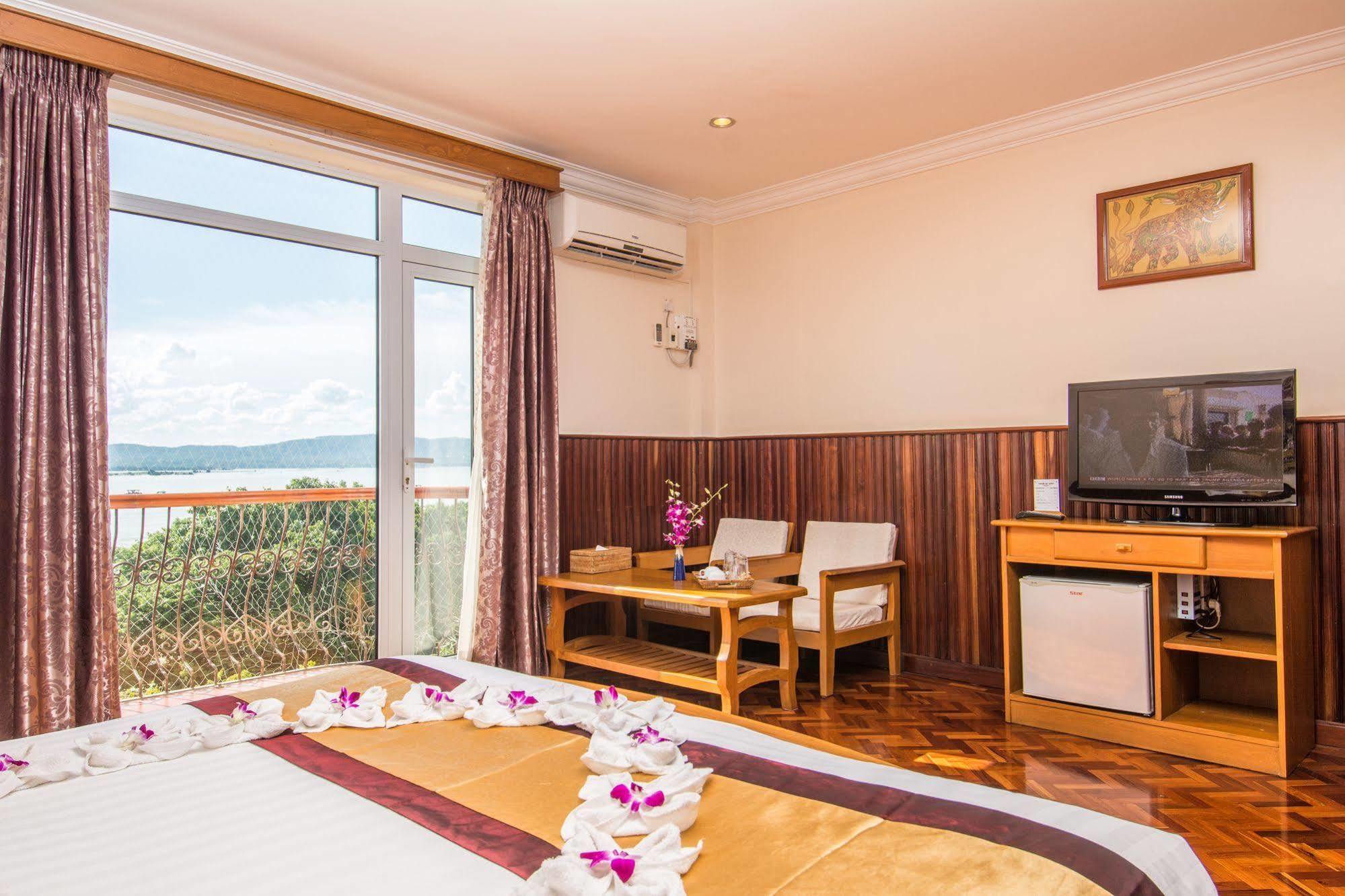 Ayarwaddy River View Hotel Mandalay Eksteriør billede